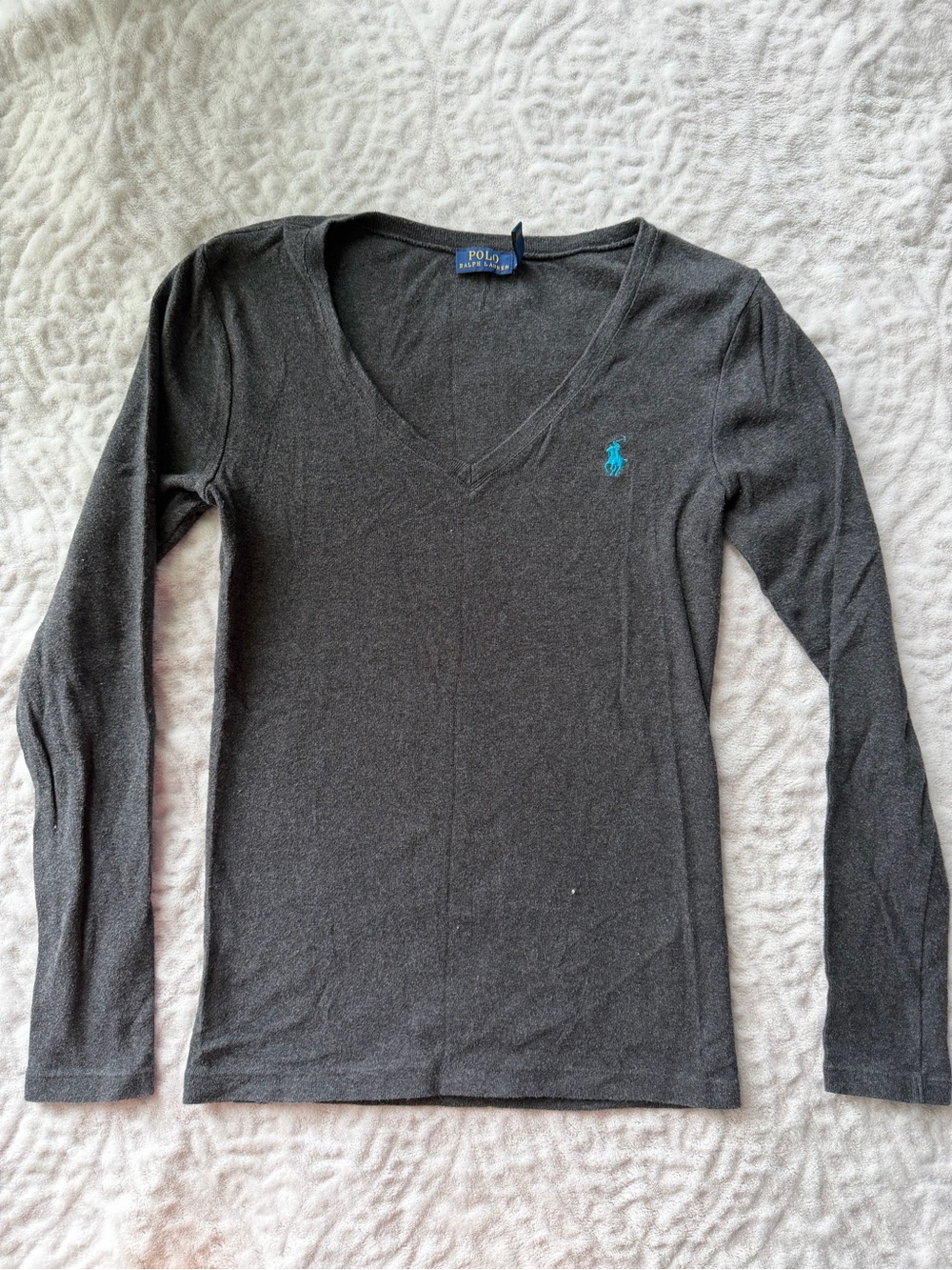 Polo Ralph Lauren Women’s Small Gray V-Neck Long Sleeve Shirt 100% Cotton